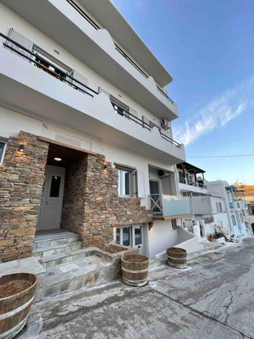 Downtown Tinos View Apartment Экстерьер фото